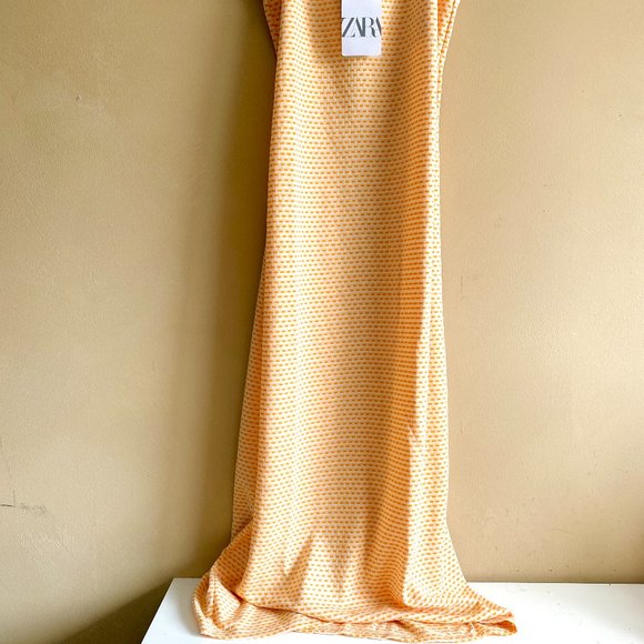 Zara Midi Dress in Mustard Yellow - Picture 3 of 7